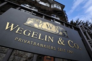 Ngân hàng lâu đời nhất Thụy Sỹ đóng cửa sau án phạt của Mỹ